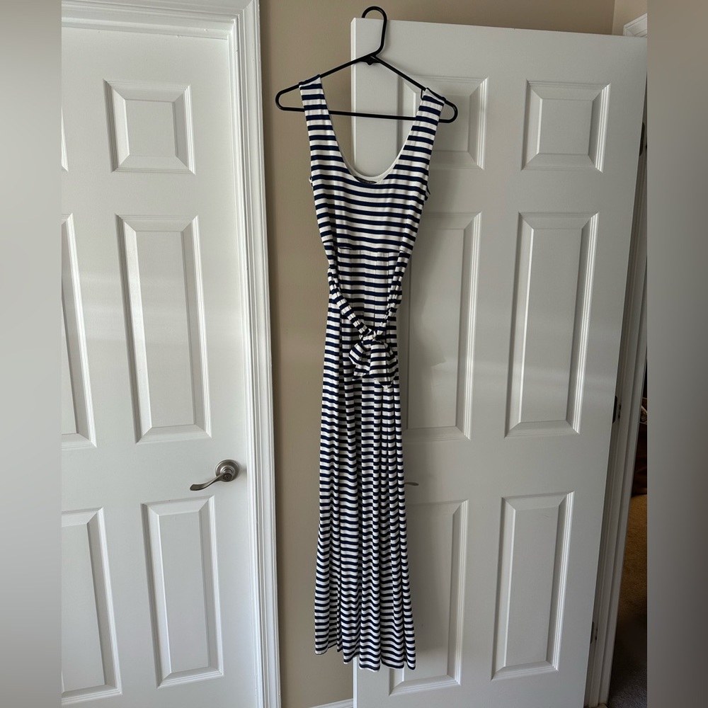 Pea in the Pod Maternity Dress